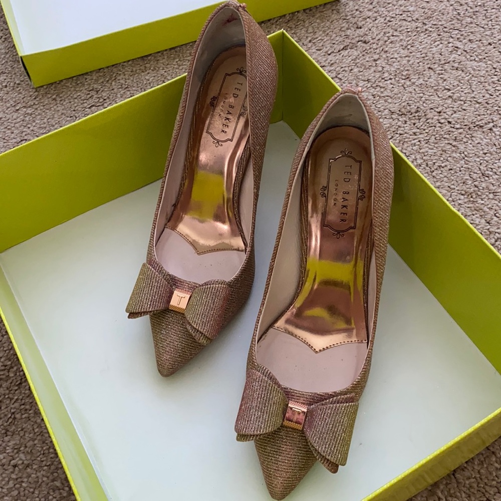 Ted Baker London Pink Bow Heels in women’s size 38